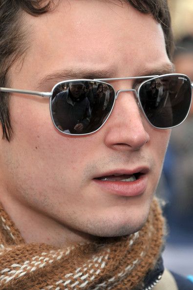 Examples of people with round faces wearing sunglasses