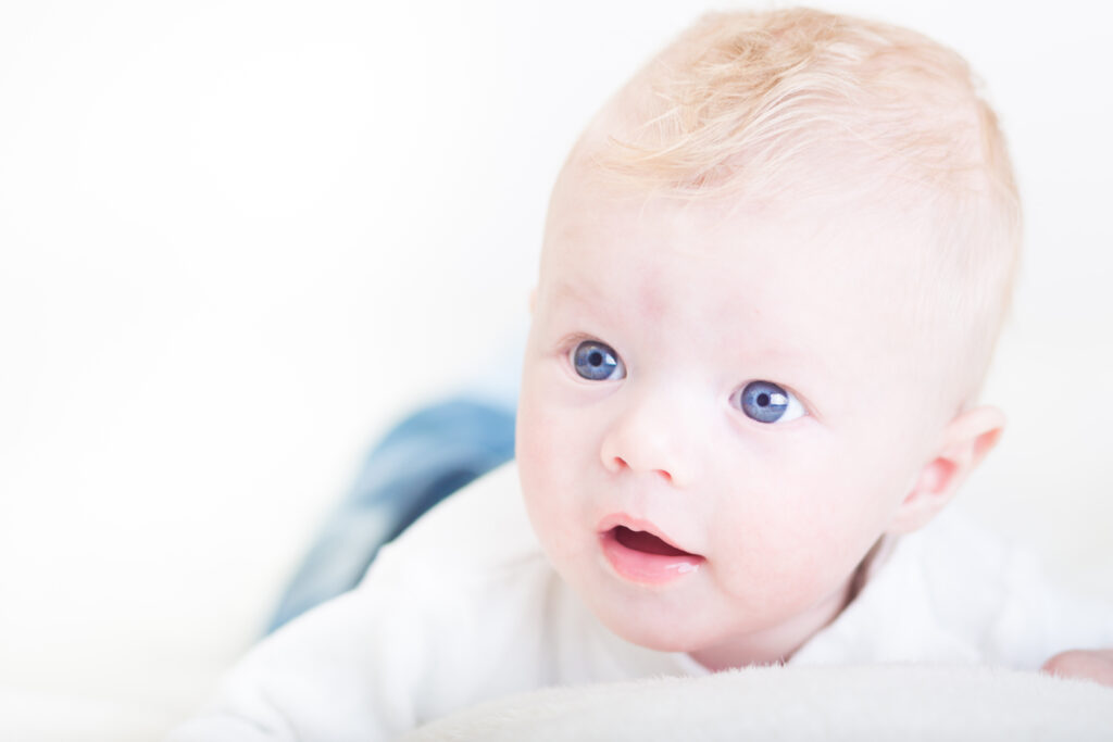 Blue Eyes 3 19776186 baby with blue eyes