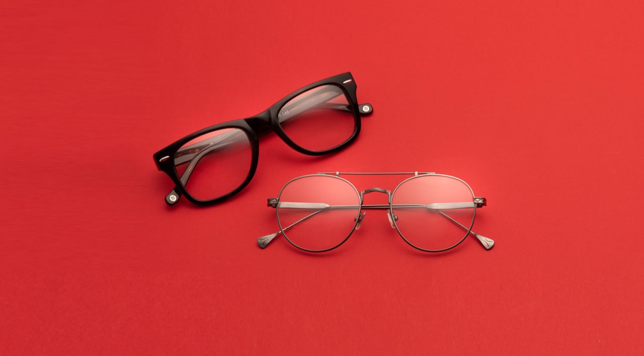 2 glasses frames